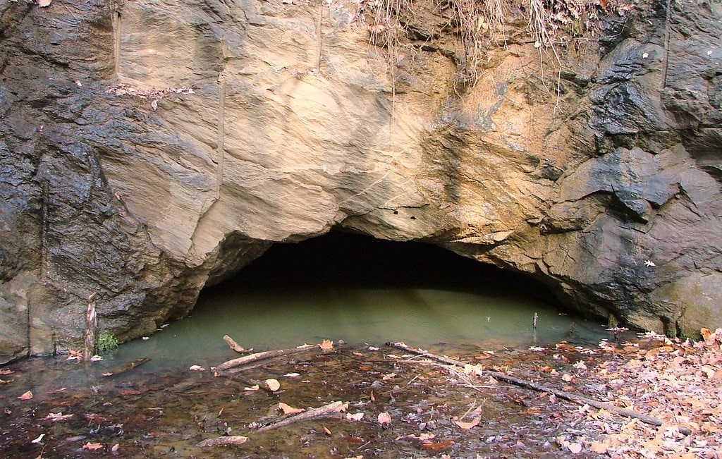 Saddle Tunnel