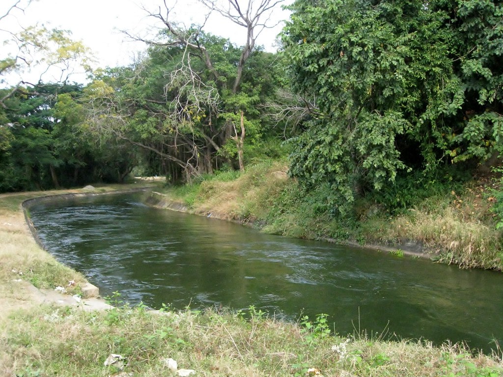 Contour Canal