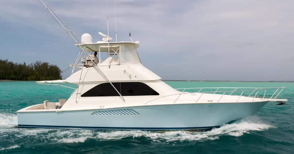 Convertible Sportfishing Boat